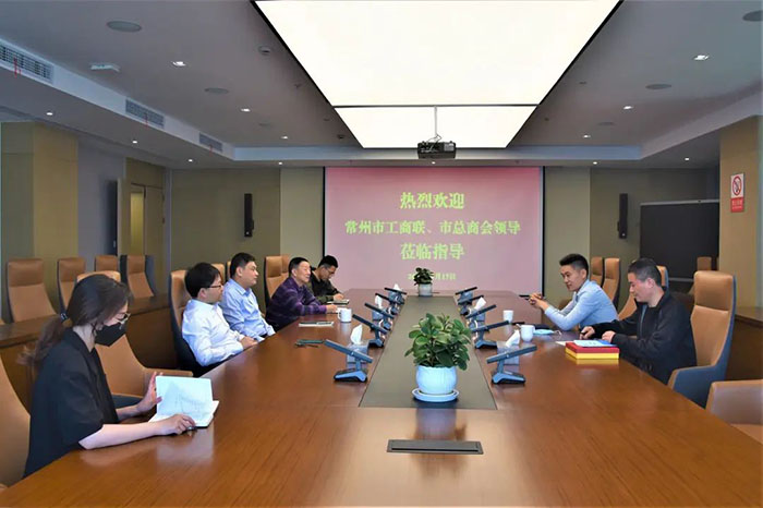 常州市工商聯(lián)、市總商會領(lǐng)導(dǎo)一行調(diào)研科教城集團(tuán)