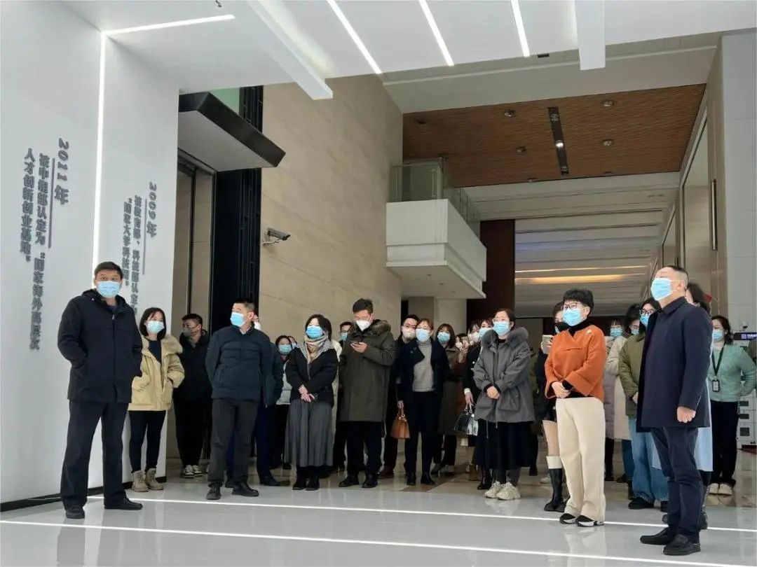 常州科教城商會組織參觀創(chuàng)新常州展示館和人才公寓