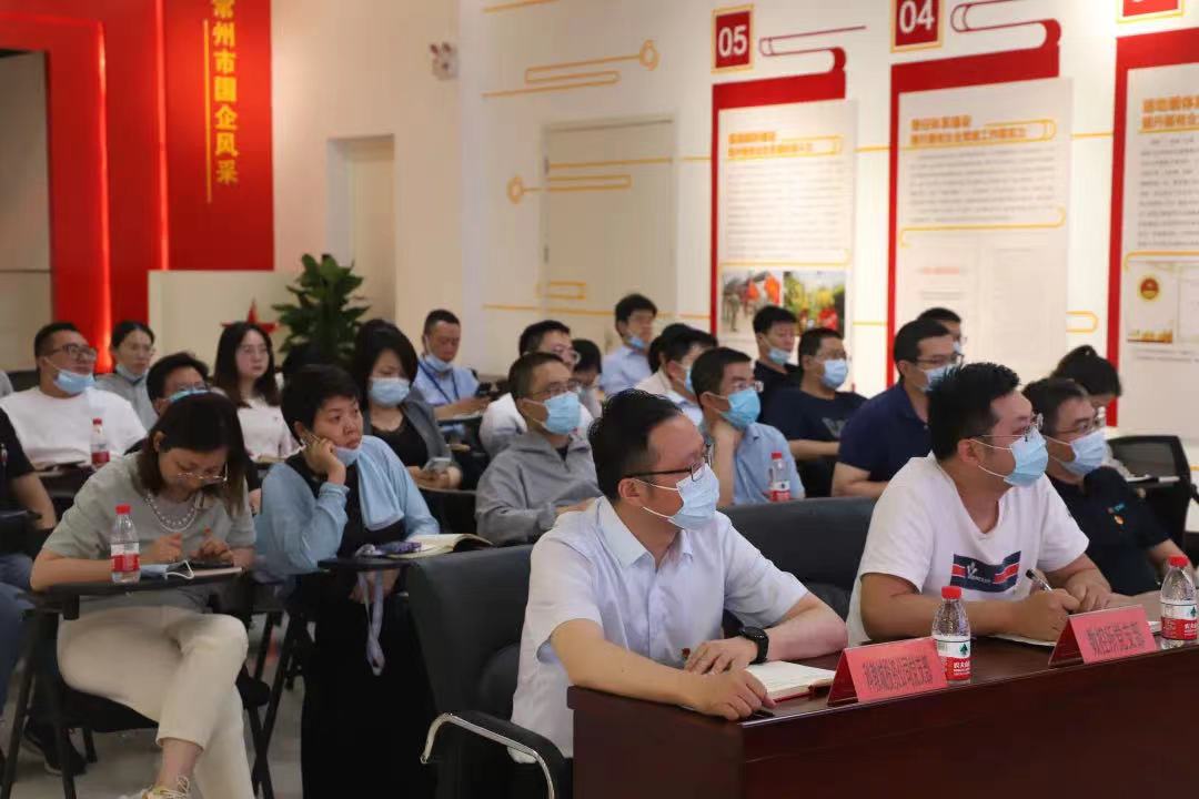 聆聽優(yōu)質(zhì)黨課 銘記百年光輝